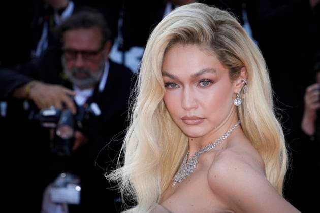 Internationale Filmfestspiele von Cannes, Firebrand Premiere Firebrand (Le Jeu De La Reine) Red Carpet - The 76th Annual Cannes Film Festival Gigi Hadid attend the Firebrand (Le Jeu De La Reine) red carpet during the 76th annual Cannes film festival at Palais des Festivals on May 21, 2023 in Cannes, France. Cannes France  Copyright: xDanielexCifalÃ x originalFilename: cifala-notitle230521_np1Kc.jpg