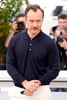 Jude Law beim Photocall zum Kinofilm Firebrand auf dem Festival de Cannes 2023 76. Internationale Filmfestspiele von Cannes am Palais des Festivals. Cannes, 22.05.2023