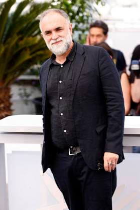 Karim Ainouz beim Photocall zum Kinofilm Firebrand auf dem Festival de Cannes 2023 76. Internationale Filmfestspiele von Cannes am Palais des Festivals. Cannes, 22.05.2023