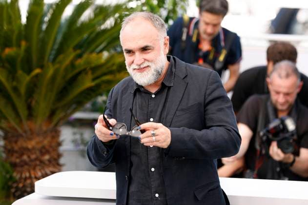 Karim Ainouz beim Photocall zum Kinofilm Firebrand auf dem Festival de Cannes 2023 76. Internationale Filmfestspiele von Cannes am Palais des Festivals. Cannes, 22.05.2023