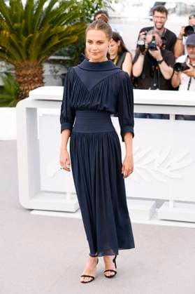 Alicia Vikander beim Photocall zum Kinofilm Firebrand auf dem Festival de Cannes 2023 76. Internationale Filmfestspiele von Cannes am Palais des Festivals. Cannes, 22.05.2023