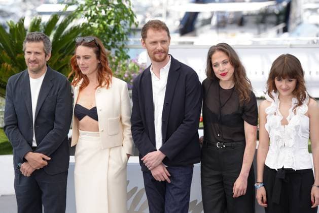Guillaume Canet - Laetitia Dosch - Just Philippot - Marie Jung - Patience Munchenbach CELEBRITES : 76 eme festival de Cannes - Photocall du film Â« Acide (Acid) Â» - Cannes - 20 05 2023 NorbertScanella Panoramic 