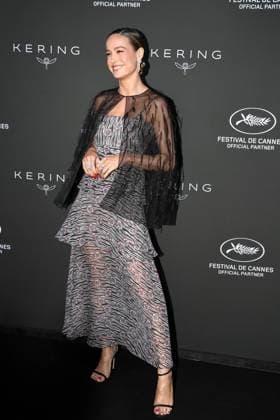 Brie Larson - 2023 Kering Women in Motion Award during the 76th annual Cannes film festival in Cannes, France. CELEBRITES : 76eme festival international de Cannes - Tapis rouge - Cannes - 21 05 2023 LionelUrman Panoramic 