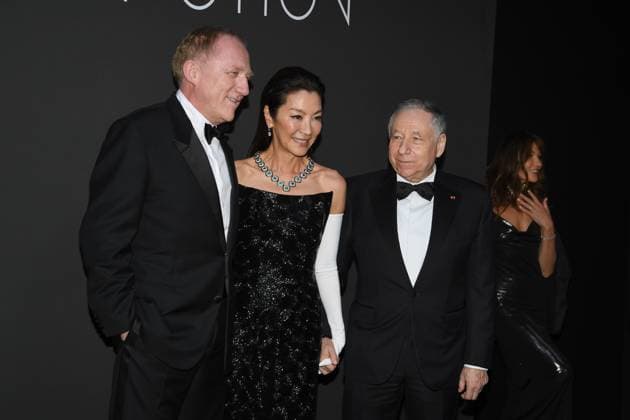 Francois Henri Pinault, Michelle Yeoh et Jean Todt - 2023 Kering Women in Motion Award during the 76th annual Cannes film festival in Cannes, France. CELEBRITES : 76eme festival international de Cannes - Tapis rouge - Cannes - 21 05 2023 LionelUrman Panoramic 