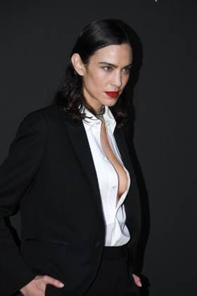 Alexa Chung - 2023 Kering Women in Motion Award during the 76th annual Cannes film festival in Cannes, France. CELEBRITES : 76eme festival international de Cannes - Tapis rouge - Cannes - 21 05 2023 LionelUrman Panoramic 
