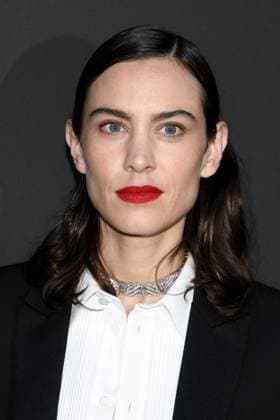 Alexa Chung - 2023 Kering Women in Motion Award during the 76th annual Cannes film festival in Cannes, France. CELEBRITES : 76eme festival international de Cannes - Tapis rouge - Cannes - 21 05 2023 LionelUrman Panoramic 