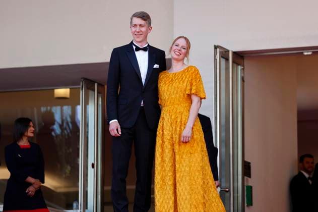 Entertainment Bilder des Tages Jussi Vatanen und Alma Pöysti bei der Premiere des Kinofilms Kuolleet lehdet Fallen Leaves auf dem Festival de Cannes 2023 76. Internationale Filmfestspiele von Cannes im Palais des Festivals. Cannes, 22.05.2023