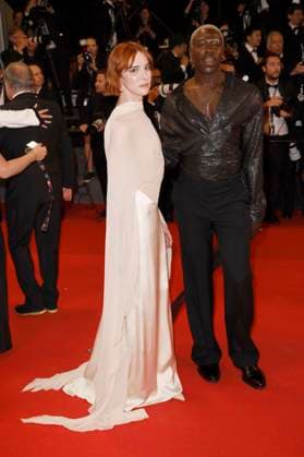 Hari Nef und Moses Sumney bei der Premiere der HBO-Dramaserie The Idol auf dem Festival de Cannes 2023 76. Internationale Filmfestspiele von Cannes im Palais des Festivals. Cannes, 22.05.2023