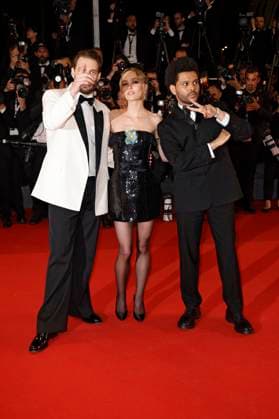 Sam Levinson, Lily-Rose Depp und Abel The Weeknd Tesfaye bei der Premiere der HBO-Dramaserie The Idol auf dem Festival de Cannes 2023 76. Internationale Filmfestspiele von Cannes im Palais des Festivals. Cannes, 22.05.2023