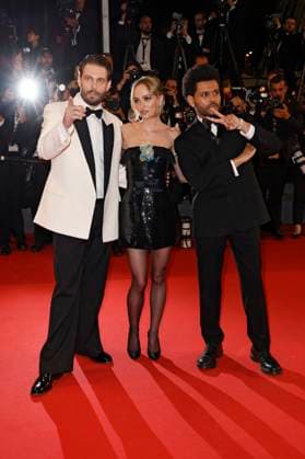 Sam Levinson, Lily-Rose Depp und Abel The Weeknd Tesfaye bei der Premiere der HBO-Dramaserie The Idol auf dem Festival de Cannes 2023 76. Internationale Filmfestspiele von Cannes im Palais des Festivals. Cannes, 22.05.2023
