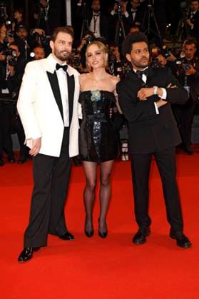 Sam Levinson, Lily-Rose Depp und Abel The Weeknd Tesfaye bei der Premiere der HBO-Dramaserie The Idol auf dem Festival de Cannes 2023 76. Internationale Filmfestspiele von Cannes im Palais des Festivals. Cannes, 22.05.2023