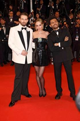 Sam Levinson, Lily-Rose Depp und Abel The Weeknd Tesfaye bei der Premiere der HBO-Dramaserie The Idol auf dem Festival de Cannes 2023 76. Internationale Filmfestspiele von Cannes im Palais des Festivals. Cannes, 22.05.2023