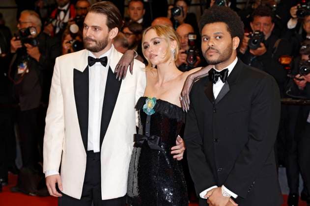 Sam Levinson, Lily-Rose Depp und Abel The Weeknd Tesfaye bei der Premiere der HBO-Dramaserie The Idol auf dem Festival de Cannes 2023 76. Internationale Filmfestspiele von Cannes im Palais des Festivals. Cannes, 22.05.2023