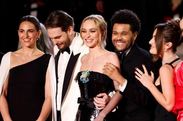 Ashley Levinson, Sam Levinson, Lily-Rose Depp, Abel The Weeknd Tesfaye und Rachel Sennott bei der Premiere der HBO-Dramaserie The Idol auf dem Festival de Cannes 2023 76. Internationale Filmfestspiele von Cannes im Palais des Festivals. Cannes, 22.05.2023