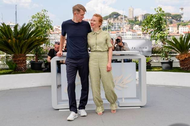 May 23, 2023: Alma Poysti and Jussi Vatanen arrive at the Fallen Leaves photocall during the 76th Cannes Film Festival at Palais des Festivals in Cannes, France, on 23 May 2023. Photo: - ZUMAm179 20230523_zep_m179_008 Copyright: xAlecxMichaelx