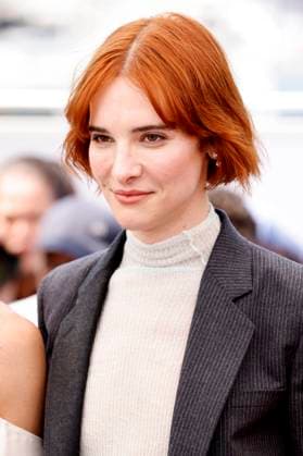 Hari Nef beim Photocall zur HBO-Dramaserie The Idol auf dem Festival de Cannes 2023 76. Internationale Filmfestspiele von Cannes am Palais des Festivals. Cannes, 23.05.2023