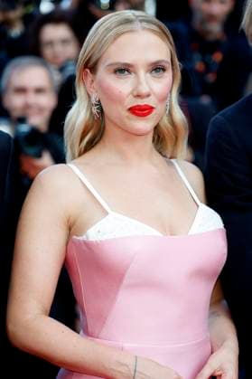 Scarlett Johansson bei der Premiere des Kinofilms Asteroid City auf dem Festival de Cannes 2023 76. Internationale Filmfestspiele von Cannes im Palais des Festivals. Cannes, 23.05.2023