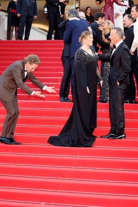 Bryan Cranston, Rita Wilson und Tom Hanks bei der Premiere des Kinofilms Asteroid City auf dem Festival de Cannes 2023 76. Internationale Filmfestspiele von Cannes im Palais des Festivals. Cannes, 23.05.2023