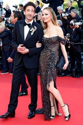 Adrien Brody und Georgina Chapman bei der Premiere des Kinofilms Asteroid City auf dem Festival de Cannes 2023 76. Internationale Filmfestspiele von Cannes im Palais des Festivals. Cannes, 23.05.2023