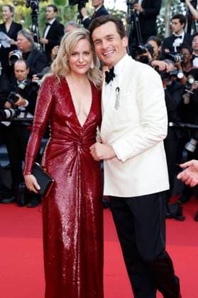 Aimee Mullins mit Ehemann Rupert Friend bei der Premiere des Kinofilms Asteroid City auf dem Festival de Cannes 2023 76. Internationale Filmfestspiele von Cannes im Palais des Festivals. Cannes, 23.05.2023