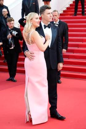 Scarlett Johansson mit Ehemann Colin Jost bei der Premiere des Kinofilms Asteroid City auf dem Festival de Cannes 2023 76. Internationale Filmfestspiele von Cannes im Palais des Festivals. Cannes, 23.05.2023