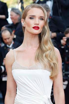 Rosie Huntington-Whiteley bei der Premiere des Kinofilms Asteroid City auf dem Festival de Cannes 2023 76. Internationale Filmfestspiele von Cannes im Palais des Festivals. Cannes, 23.05.2023