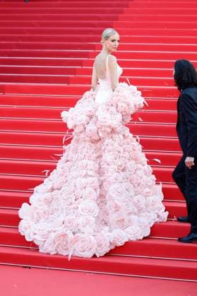 Leonie Hanne bei der Premiere des Kinofilms Asteroid City auf dem Festival de Cannes 2023 76. Internationale Filmfestspiele von Cannes im Palais des Festivals. Cannes, 23.05.2023