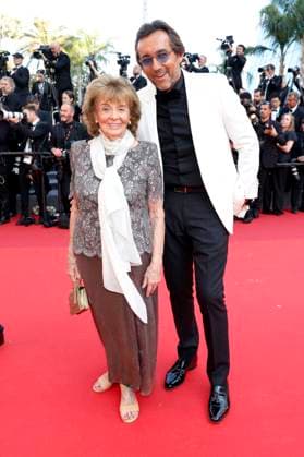 Charlotte Knobloch mit Begleitung bei der Premiere des Kinofilms Asteroid City auf dem Festival de Cannes 2023 76. Internationale Filmfestspiele von Cannes im Palais des Festivals. Cannes, 23.05.2023