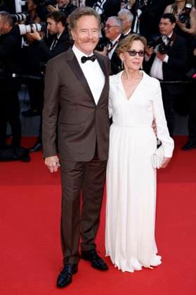 Bryan Cranston mit Ehefrau Robin Dearden bei der Premiere des Kinofilms Asteroid City auf dem Festival de Cannes 2023 76. Internationale Filmfestspiele von Cannes im Palais des Festivals. Cannes, 23.05.2023