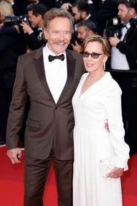 Bryan Cranston mit Ehefrau Robin Dearden bei der Premiere des Kinofilms Asteroid City auf dem Festival de Cannes 2023 76. Internationale Filmfestspiele von Cannes im Palais des Festivals. Cannes, 23.05.2023