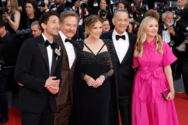 Adrien Brody, Bryan Cranston, Rita Wilson, Tom Hanks und Hope Davis bei der Premiere des Kinofilms Asteroid City auf dem Festival de Cannes 2023 76. Internationale Filmfestspiele von Cannes im Palais des Festivals. Cannes, 23.05.2023