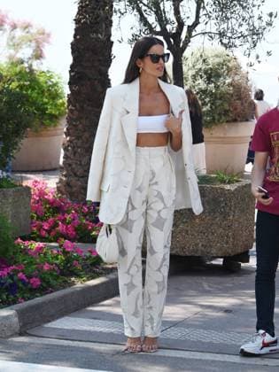 76th Cannes Film Festival 2023, day 9 - Izabel Goulart walking on the Croisette  Copyright: xManuelexMangiarottix xipa-agencyx xPoolxPhotoxEventsx01x IPA_IPA38182178