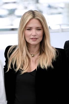 76th Cannes Film Festival 2023, Photocall film L Amour Et Les Forets (Just The Two Of Us) . Pictured: Virginie Efira  Copyright: xAlbertoxTerenghi PoolxPhotoxEvenx xPoolxPhotoxEventsx01x IPA_IPA38183368