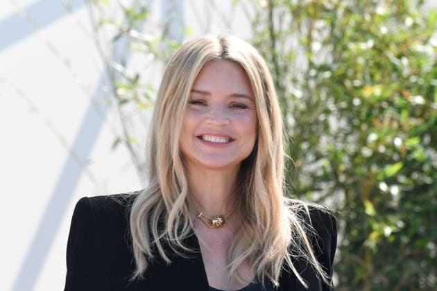 Virginie Efira - Just the Two of Us photocall, - The 76th Annual Cannes Film Festival CANNES, FRANCE CELEBRITES : 76e Festival de Cannes - Just the Two of Us photocall - 24 05 2023 LionelUrman Panoramic 