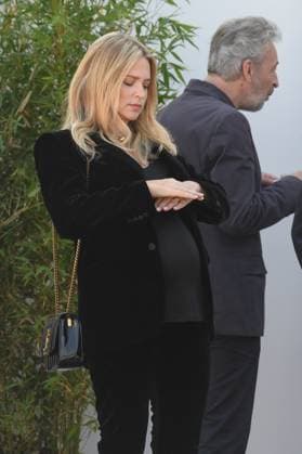 Virginie Efira - Just the Two of Us photocall, - The 76th Annual Cannes Film Festival CANNES, FRANCE CELEBRITES : 76e Festival de Cannes - Just the Two of Us photocall - 24 05 2023 LionelUrman Panoramic 
