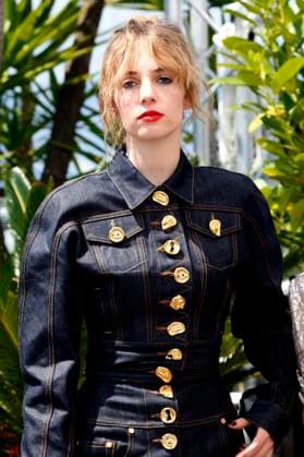Maya Hawke beim Photocall zum Kinofilm Asteroid City auf dem Festival de Cannes 2023 76. Internationale Filmfestspiele von Cannes am Palais des Festivals. Cannes, 24.05.2023