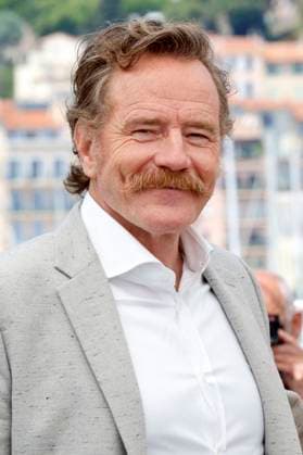 Bryan Cranston beim Photocall zum Kinofilm Asteroid City auf dem Festival de Cannes 2023 76. Internationale Filmfestspiele von Cannes am Palais des Festivals. Cannes, 24.05.2023