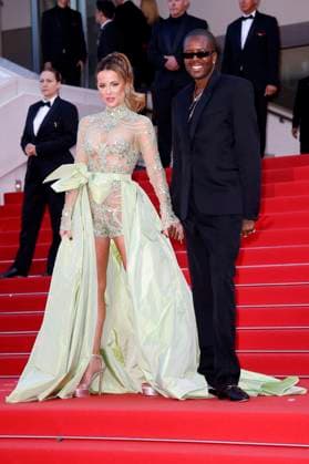 Kate Beckinsale und Vas J Morgan bei der Premiere des Kinofilms La passion de Dodin Bouffant auf dem Festival de Cannes 2023 76. Internationale Filmfestspiele von Cannes im Palais des Festivals. Cannes, 24.05.2023
