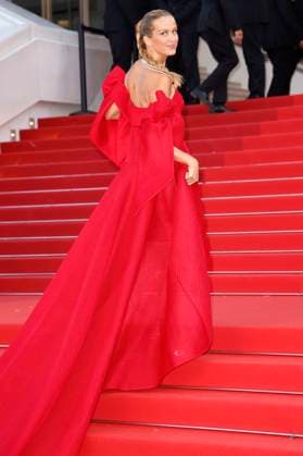 Petra Nemcova bei der Premiere des Kinofilms La passion de Dodin Bouffant auf dem Festival de Cannes 2023 76. Internationale Filmfestspiele von Cannes im Palais des Festivals. Cannes, 24.05.2023