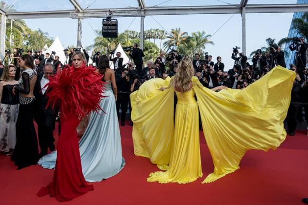 76e Festival International du Film de Cannes. MontÃ e des marches du film La Passion de Dodin Bouffant. 76th International Cannes Film Festival. Red Carpet 292562 2023-05-24 Cannes France Klum, Heidi  Copyright: xEstellexCarlierx xStarfacex STAR_292562_043