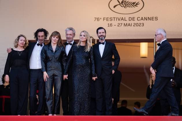 76e Festival International du Film de Cannes. MontÃ e des marches du film La Passion de Dodin Bouffant. 76th International Cannes Film Festival. Red Carpet 292562 2023-05-24 Cannes France Efira, Virginie; FrÃ maux, Thierry; Poupaud, Melvil; Theis, Samuel; Donzelli, Valerie  Copyright: xEstellexCarlierx xStarfacex STAR_292562_059