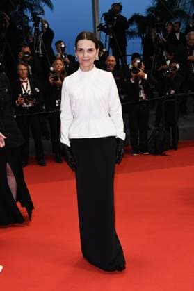 76th Cannes Film Festival 2023, Red Carpet Film . Pictured Il Sol Dell Avvenire . Pictured Juliette Binoche  Copyright: xSimonexComix xipa-agency.netx xPoolxPhotoxEventsx01x IPA_IPA38198032