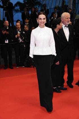 76th Cannes Film Festival 2023, Red Carpet Film . Pictured Il Sol Dell Avvenire . Pictured Juliette Binoche  Copyright: xSimonexComix xipa-agency.netx xPoolxPhotoxEventsx01x IPA_IPA38198046