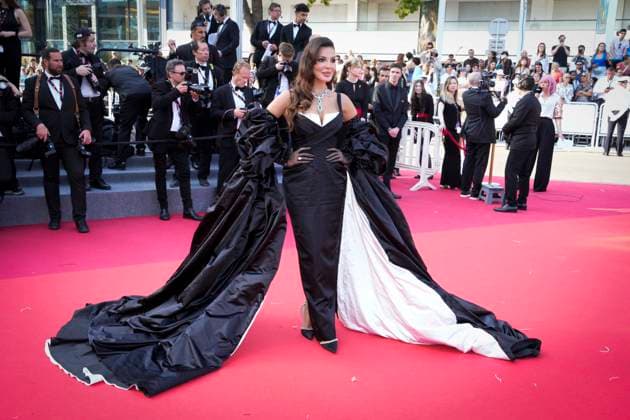 Foto IPP Daniele Cifala™ Cannes 24 05 2023 La Passion De Dodin Bouffant Red Carpet - The 76th Annual Cannes Film Festival nella foto : Nadine Nassib Njeim Italy Photo Press - World Copyright