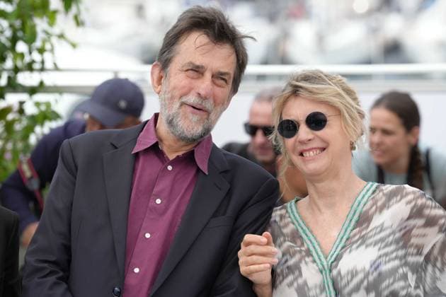 Nanni Moretti - Margherita Buy CELEBRITES : 76 eme festival de Cannes - Photocall du film Â« Il Sol Dell avvenire (A Brighter Tomorrow) Â» - Cannes - 25 05 2023 NorbertScanella Panoramic 