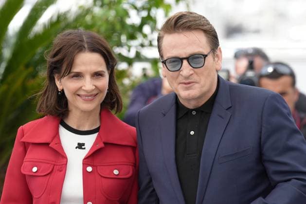 Juliette Binoche - Benoit Magimel CELEBRITES : 76 eme festival de Cannes - Photocall du film Â« La Passion De Dodin Bouffant Â» - Cannes - 25 05 2023 NorbertScanella Panoramic 