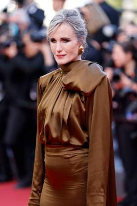 Andie MacDowell bei der Premiere des Kinofilms L Ã tÃ dernier Last Summer auf dem Festival de Cannes 2023 76. Internationale Filmfestspiele von Cannes im Palais des Festivals. Cannes, 25.05.2023