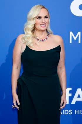 Rebel Wilson bei der 29. amfAR Gala Cannes im Rahmen vom Festival de Cannes 2023 76. Internationale Filmfestspiele von Cannes im HÃ tel du Cap-Eden-Roc. Antibes, 25.05.2023