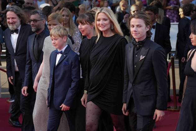 Virginie Efira CELEBRITES : 76 eme festival de Cannes - Red Carpet du film Â« L™Ã tÃ Dernier (Last Summer Â» - Cannes - 25 05 2023 NorbertScanella Panoramic 