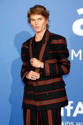 Jordan Barrett bei der 29. amfAR Gala Cannes im Rahmen vom Festival de Cannes 2023 76. Internationale Filmfestspiele von Cannes im HÃ tel du Cap-Eden-Roc. Antibes, 25.05.2023